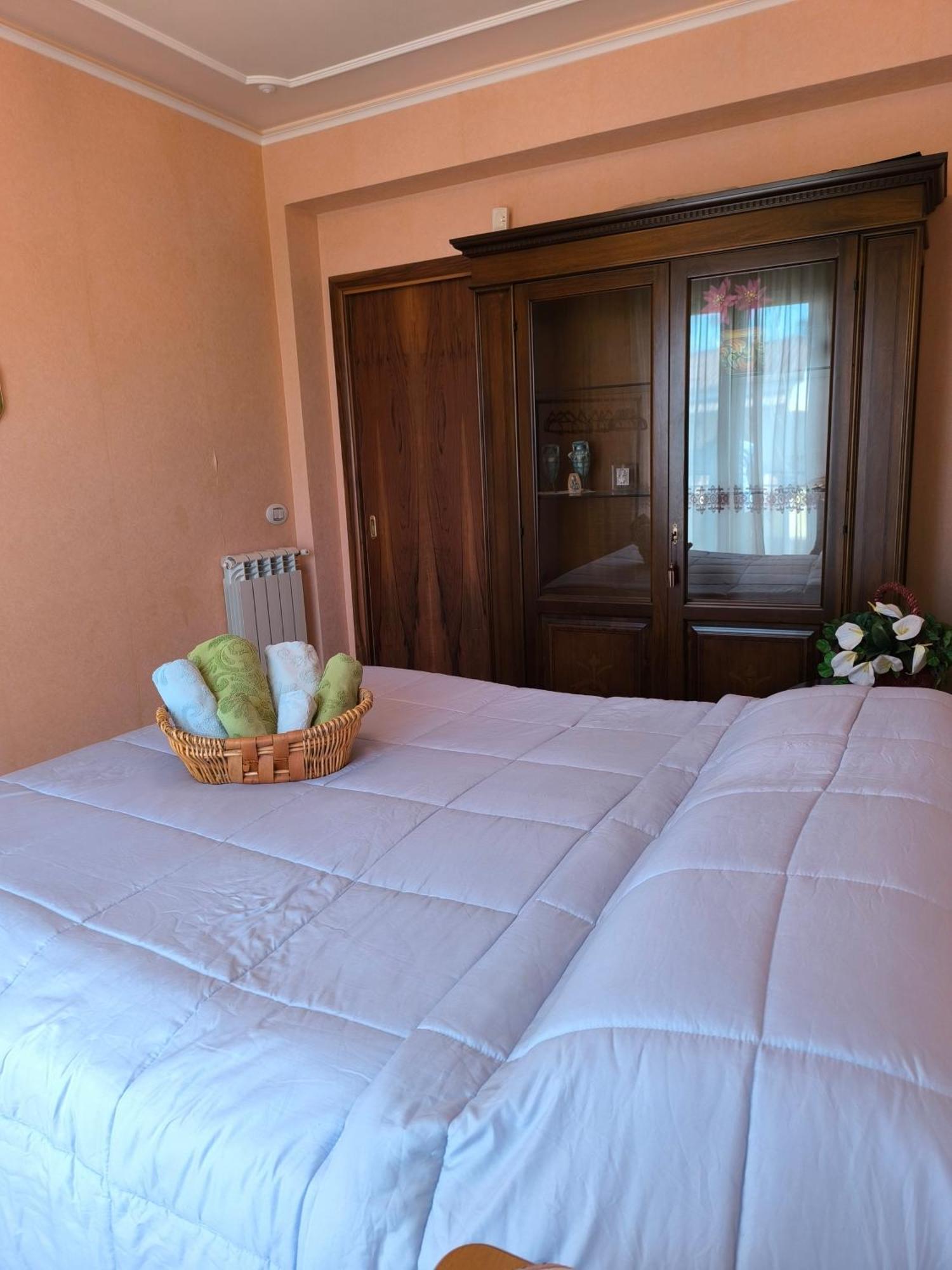 Bed and Breakfast Bed & Breakfast Kalinka Motta SantʼAnastasia Exteriér fotografie