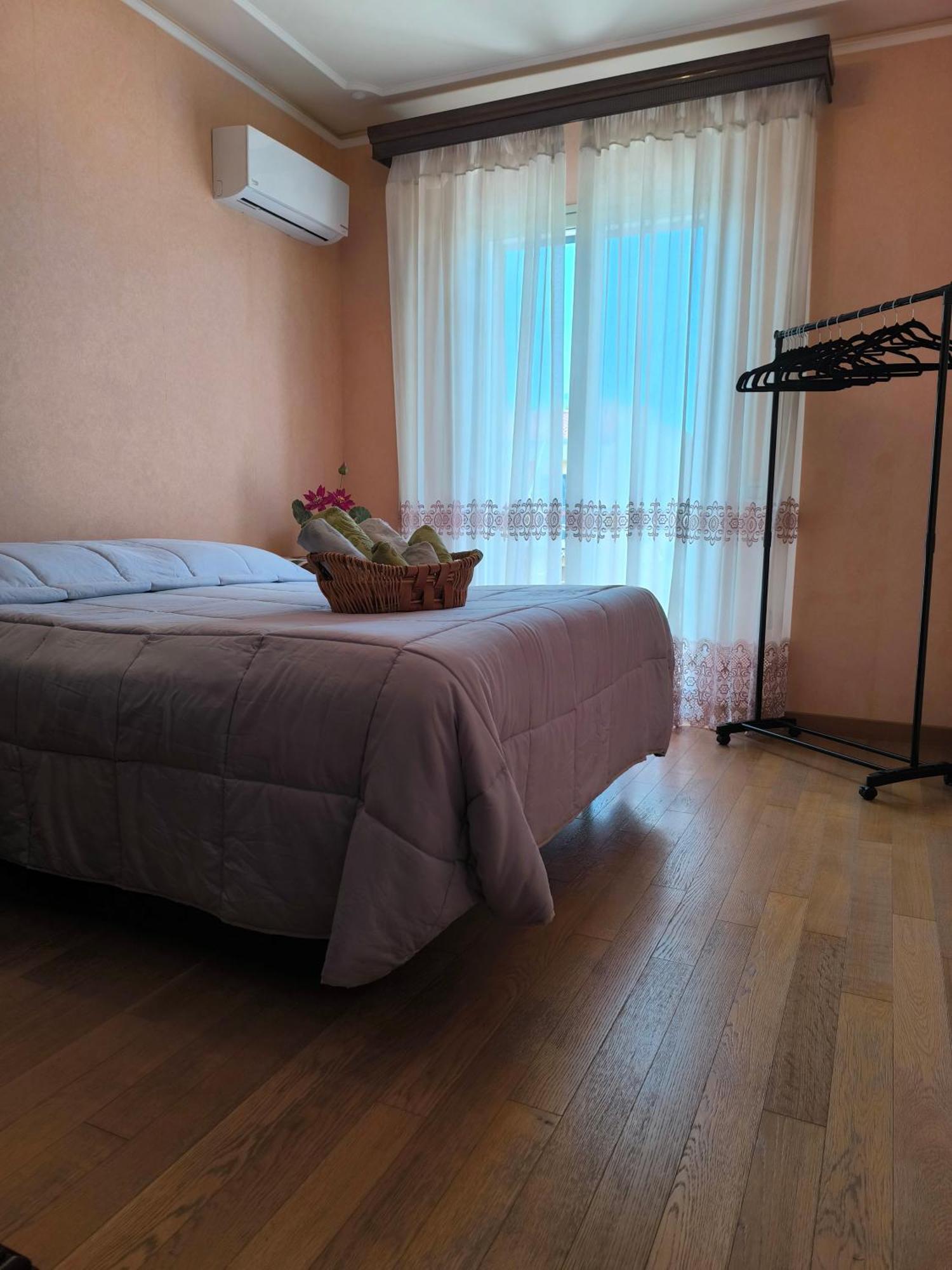 Bed and Breakfast Bed & Breakfast Kalinka Motta SantʼAnastasia Exteriér fotografie