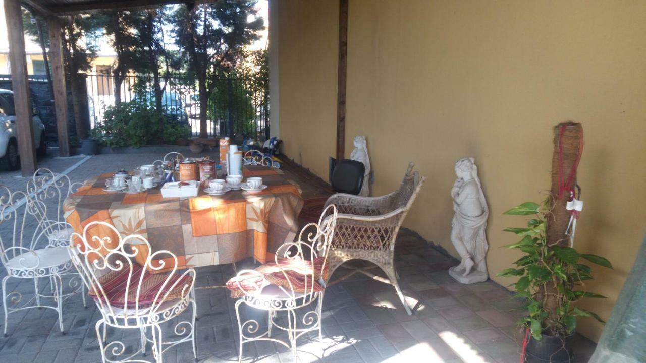 Bed and Breakfast Bed & Breakfast Kalinka Motta SantʼAnastasia Exteriér fotografie